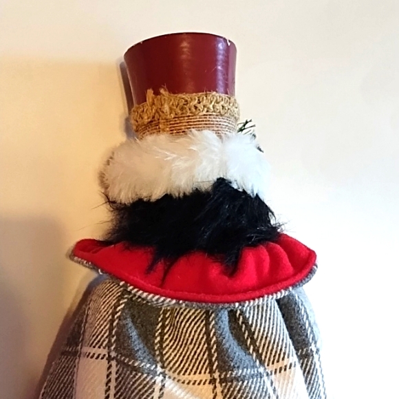 Holiday Living Nutcracker 21.5 inches - Picture 8 of 16